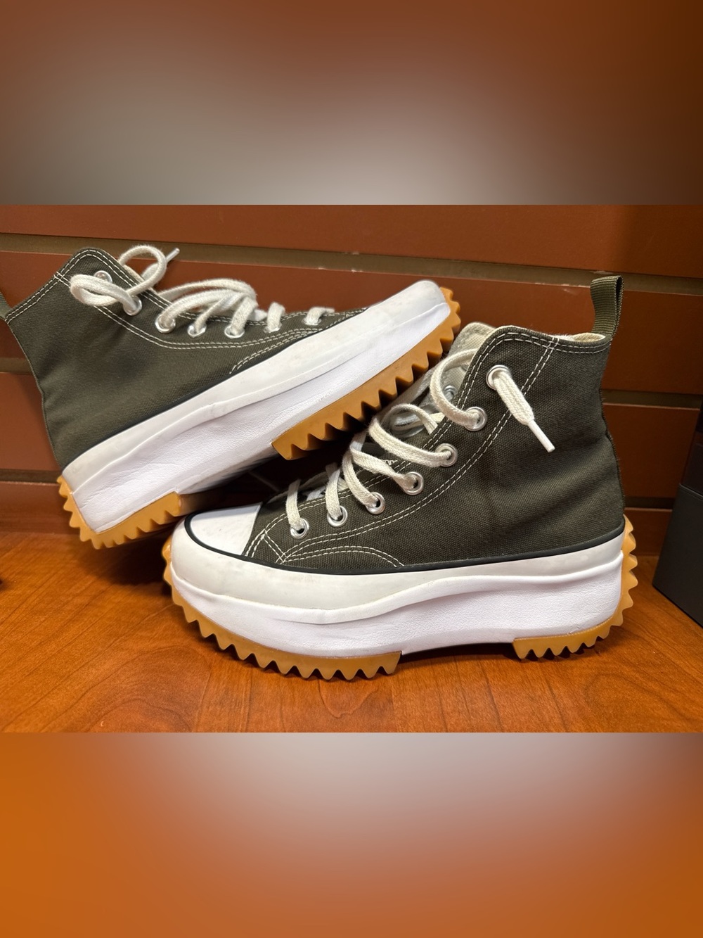 Converse Run Star Hike Platform High Top Olive Green Chunky Sneakers Size 6 - Picture 2 of 7